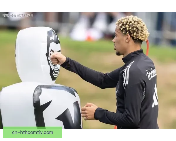 麦卡赞维尔茨埃基蒂克主场胜曼城